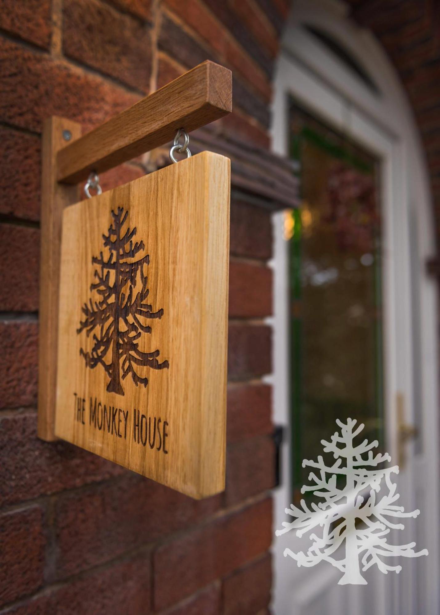 The Monkey House B&B Stone  Exterior foto
